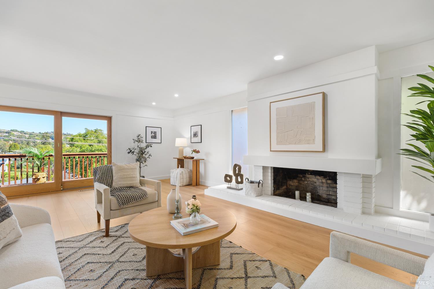 22 North Terrace Tiburon CA 94920