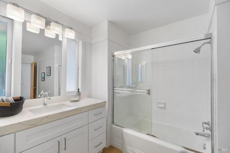 22 North Terrace Tiburon CA 94920