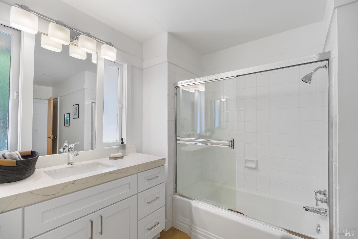 22 North Terrace Tiburon CA 94920