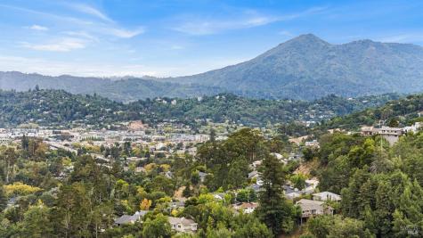 62 Oakdale Avenue San Rafael CA 94901