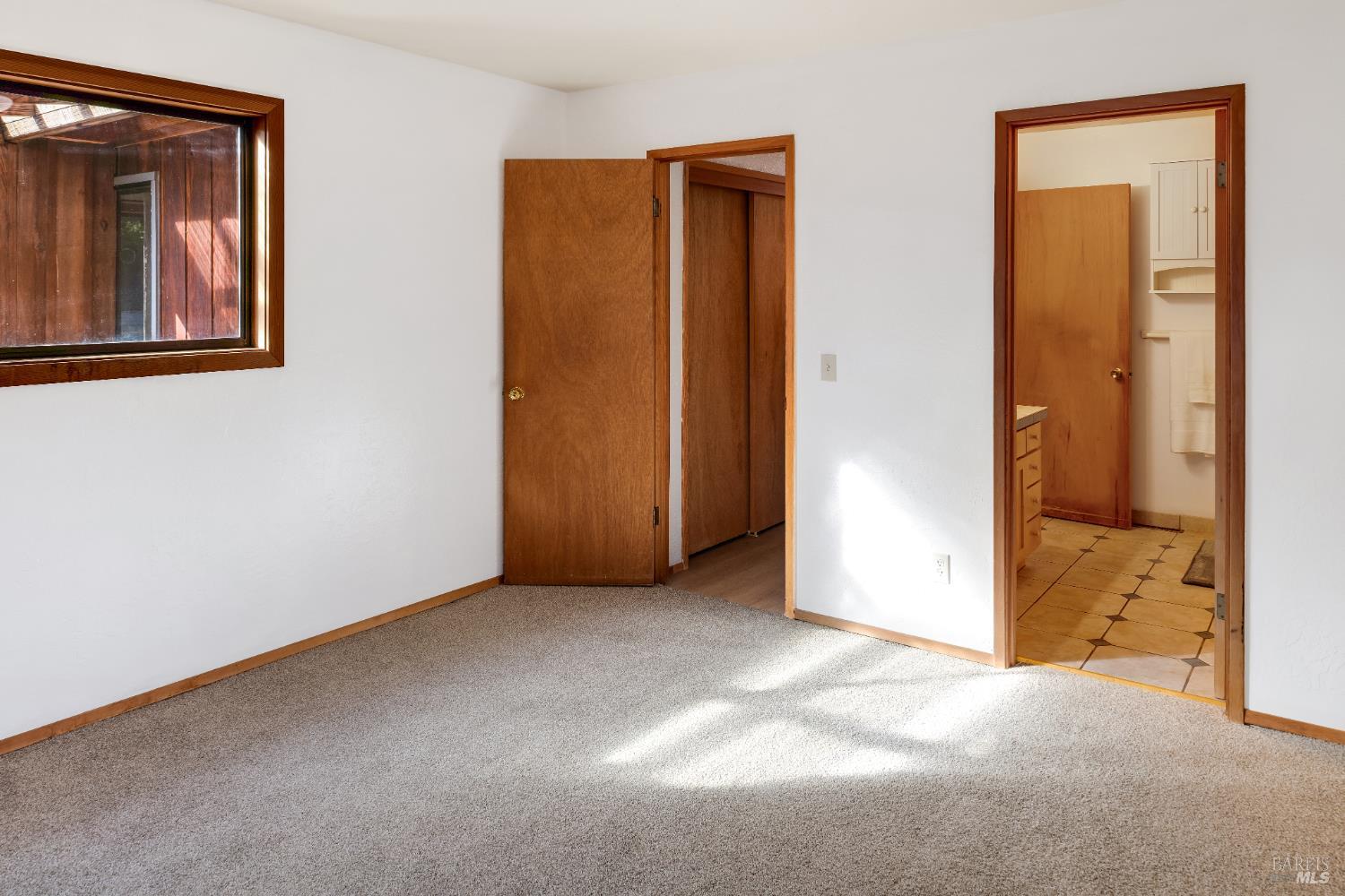 43651 Crispin Road Manchester CA 95459