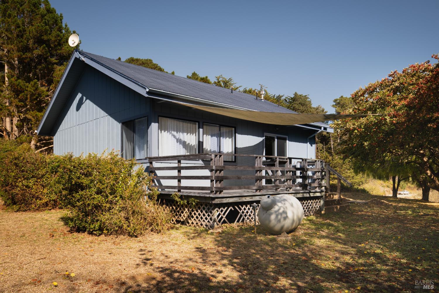 43651 Crispin Road Manchester CA 95459
