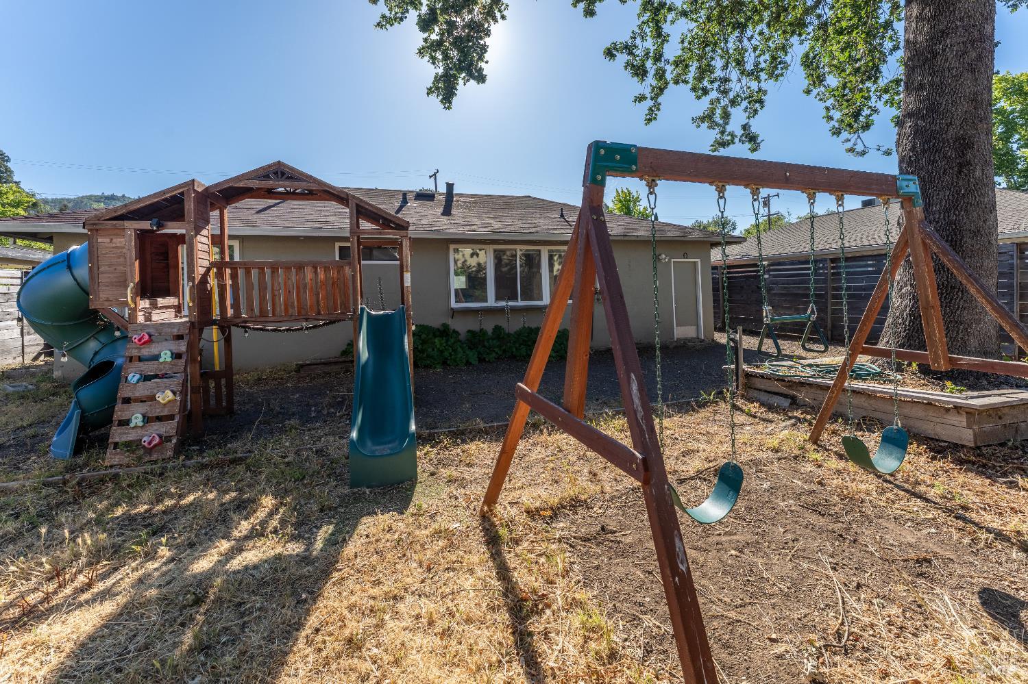 171 Court Street Ukiah CA 95482