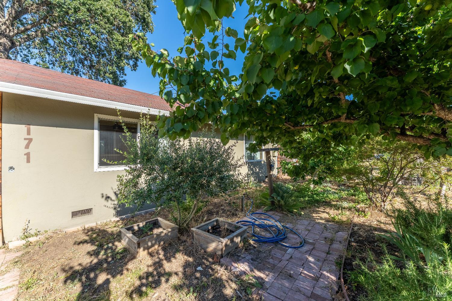 171 Court Street Ukiah CA 95482