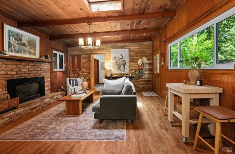 17358 Park Avenue Guerneville CA 95446