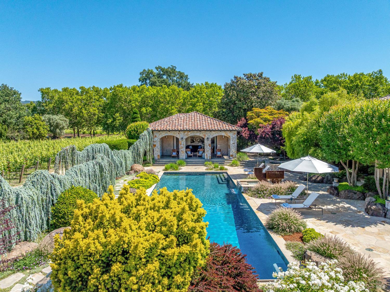 184 Zinfandel Lane St. Helena CA 94574