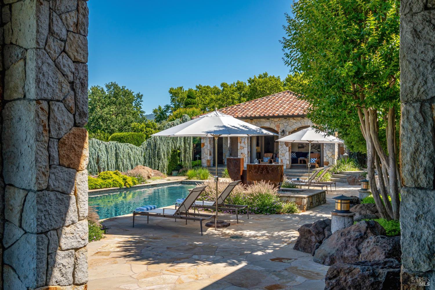 184 Zinfandel Lane St. Helena CA 94574