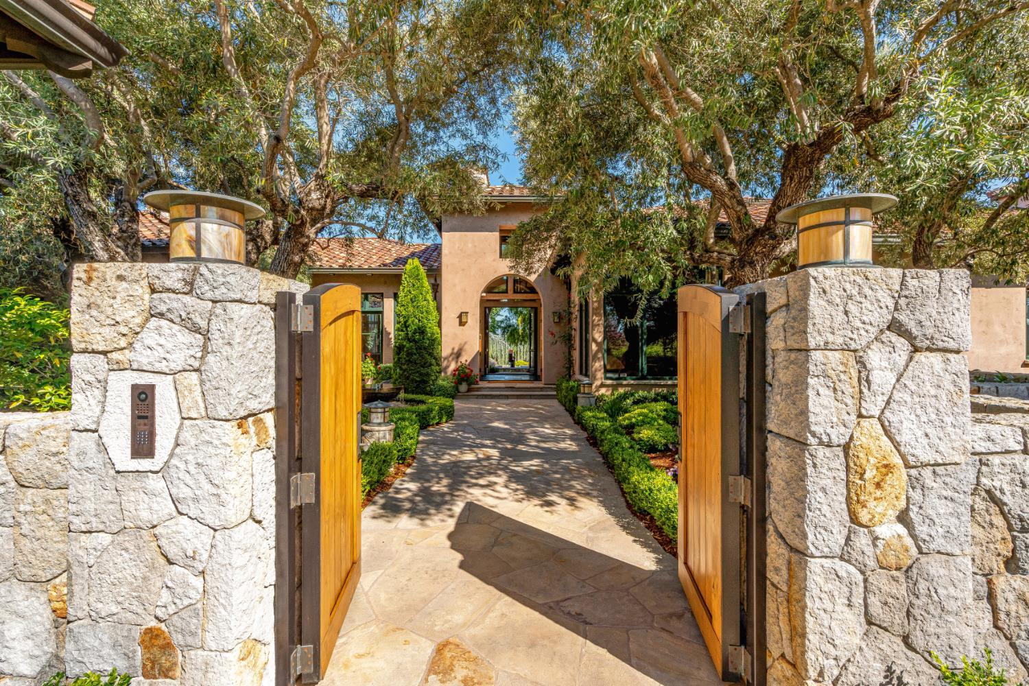 184 Zinfandel Lane St. Helena CA 94574