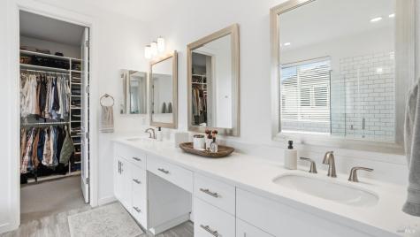 1417 Sylvia Way Petaluma CA 94952
