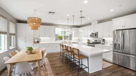 1417 Sylvia Way Petaluma CA 94952