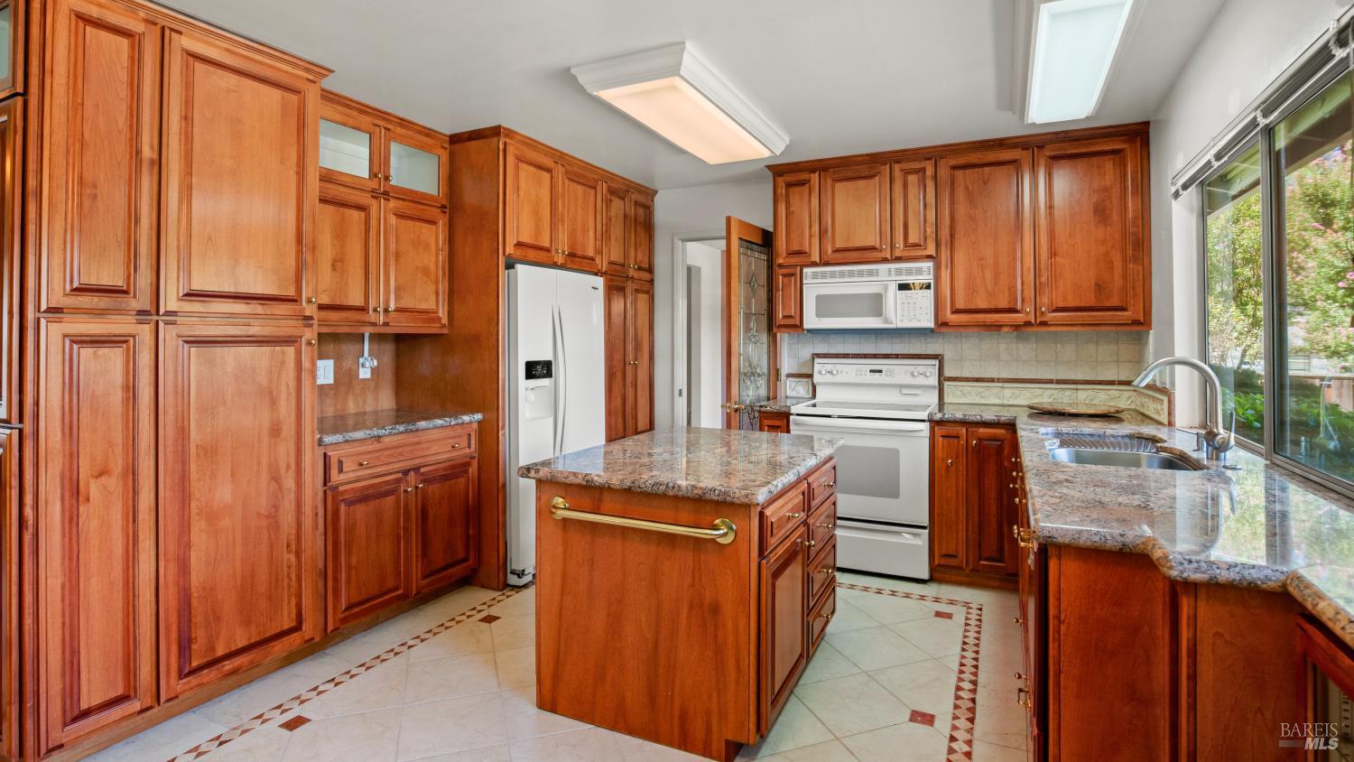 481 Crestview Drive Vacaville CA 95688
