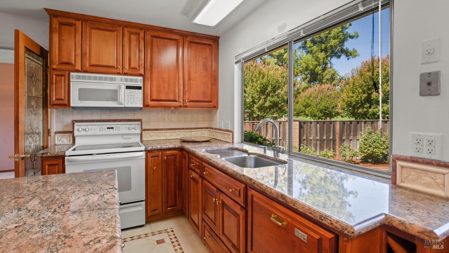 481 Crestview Drive Vacaville CA 95688