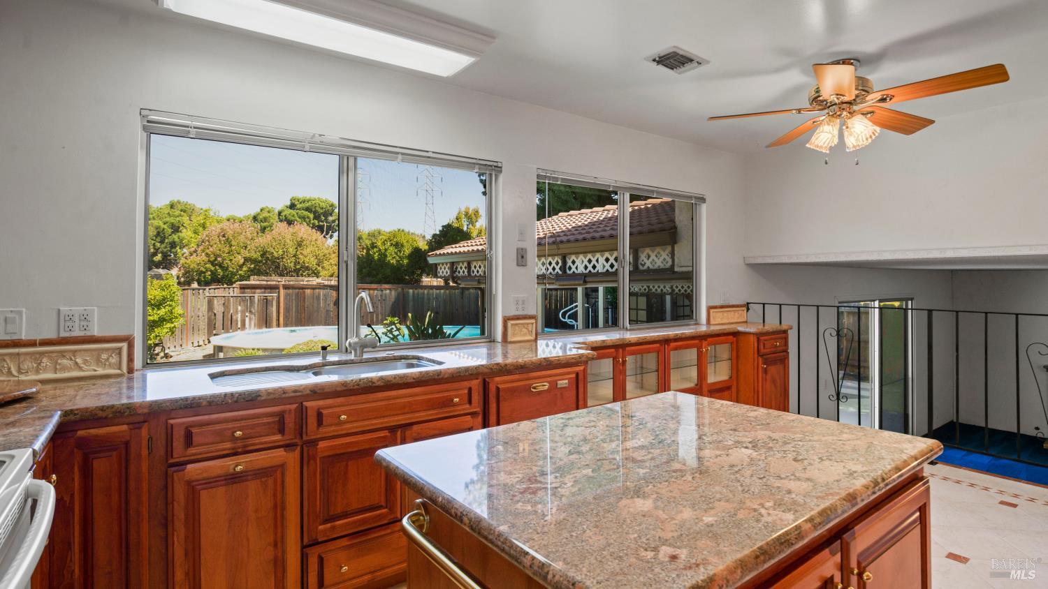481 Crestview Drive Vacaville CA 95688