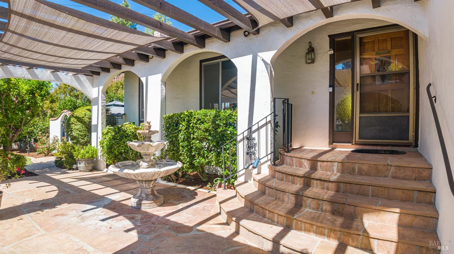 481 Crestview Drive Vacaville CA 95688