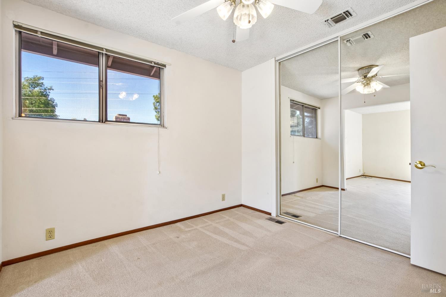 481 Crestview Drive Vacaville CA 95688