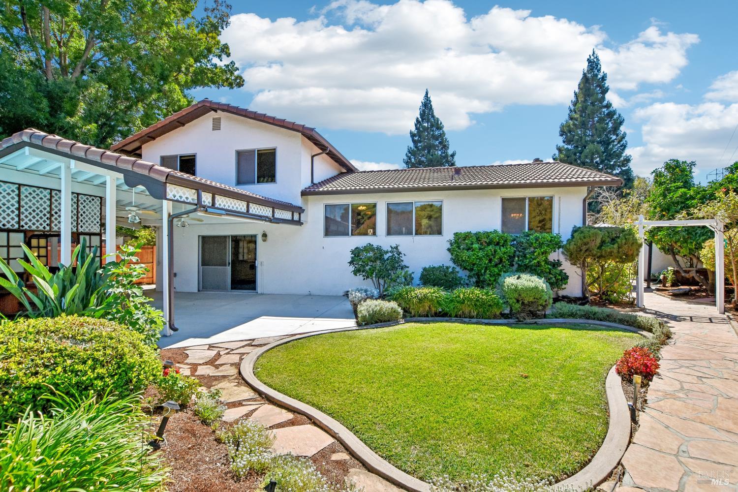 481 Crestview Drive Vacaville CA 95688