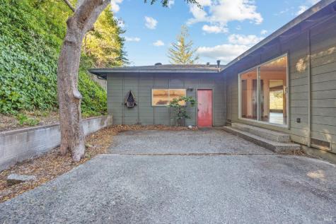 129 Piedmont Court Larkspur CA 94939