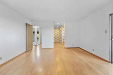 129 Piedmont Court Larkspur CA 94939