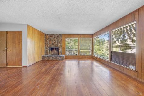 129 Piedmont Court Larkspur CA 94939