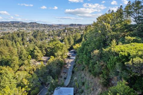 129 Piedmont Court Larkspur CA 94939