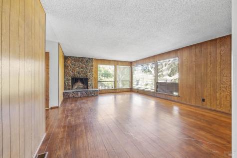 129 Piedmont Court Larkspur CA 94939