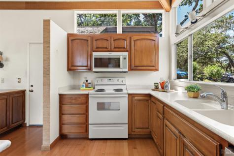 497 Hillsdale Drive Santa Rosa CA 95409