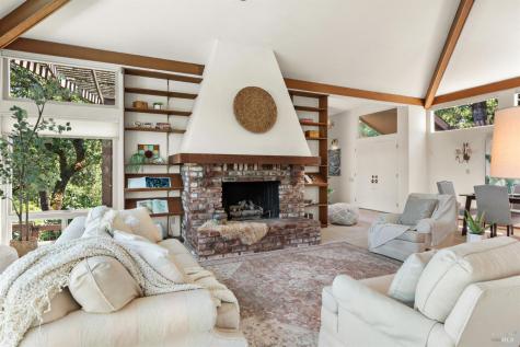 497 Hillsdale Drive Santa Rosa CA 95409