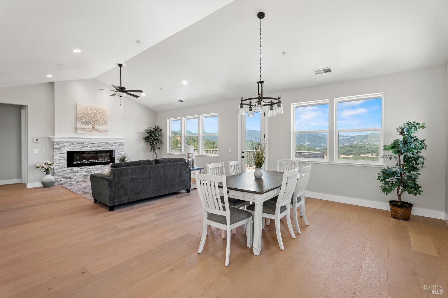 2408 Celestin Court Ukiah CA 95482