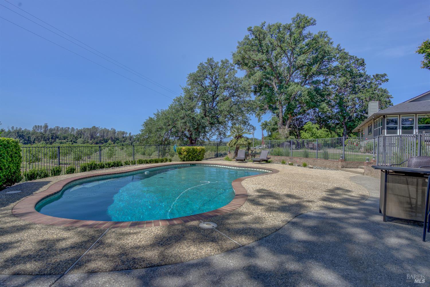 18525 Farquhar Road Cottonwood CA 96022