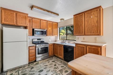 7408 Maximillian Place Rohnert Park CA 94928