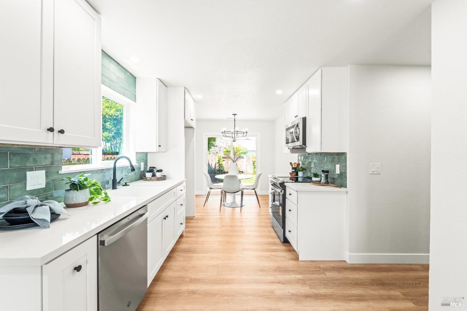 1521 Sarkesian Drive Petaluma CA 94954