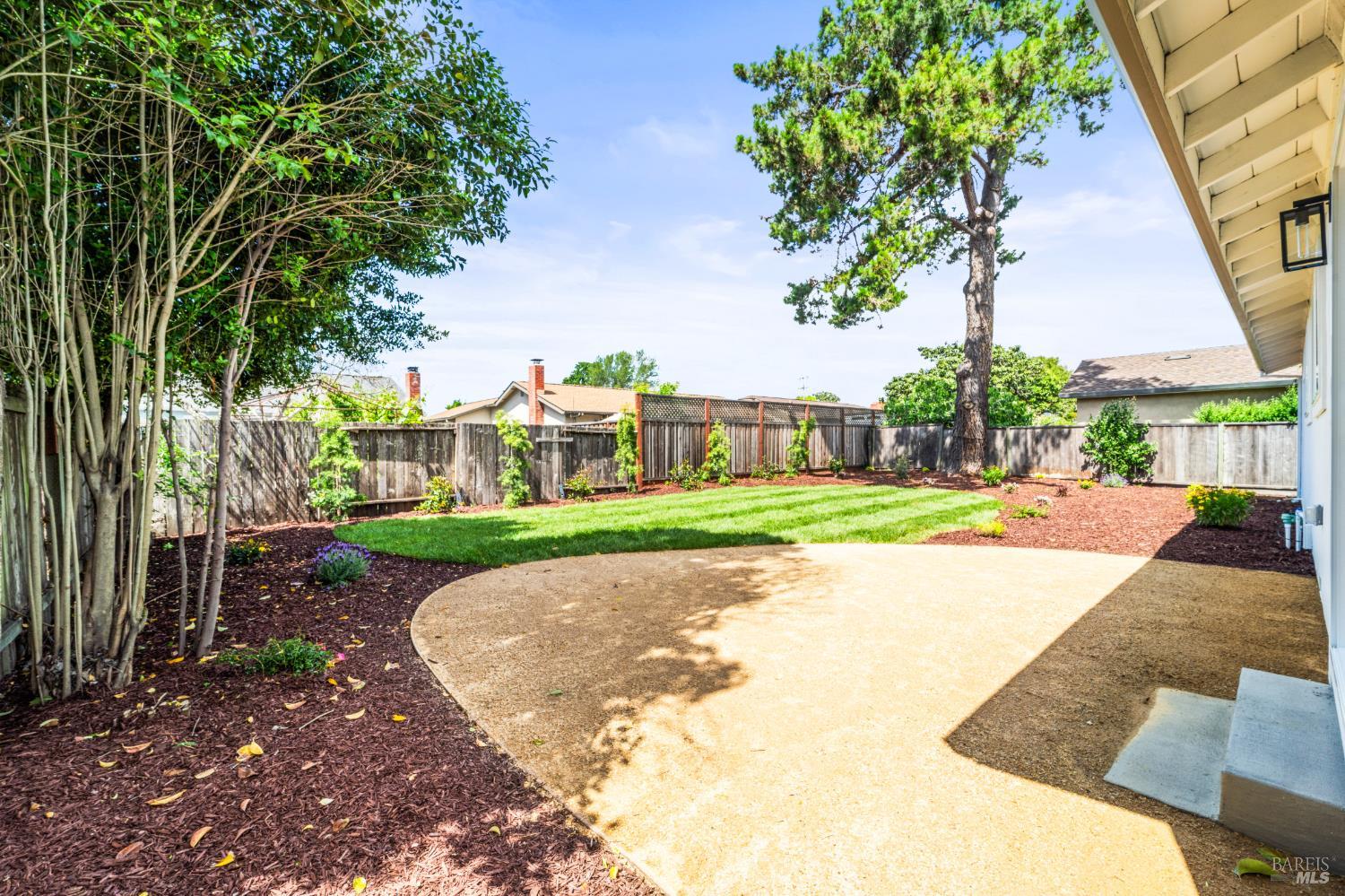 1521 Sarkesian Drive Petaluma CA 94954