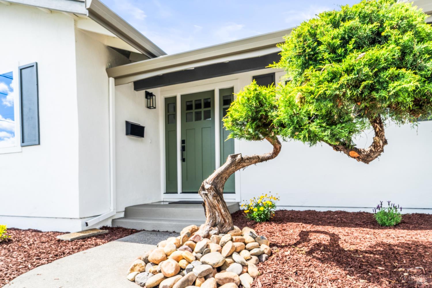 1521 Sarkesian Drive Petaluma CA 94954