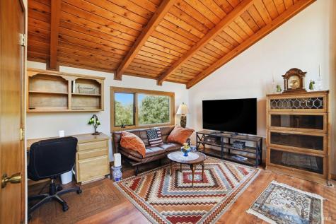 26807 Oak Knoll Terrace Cloverdale CA 95425
