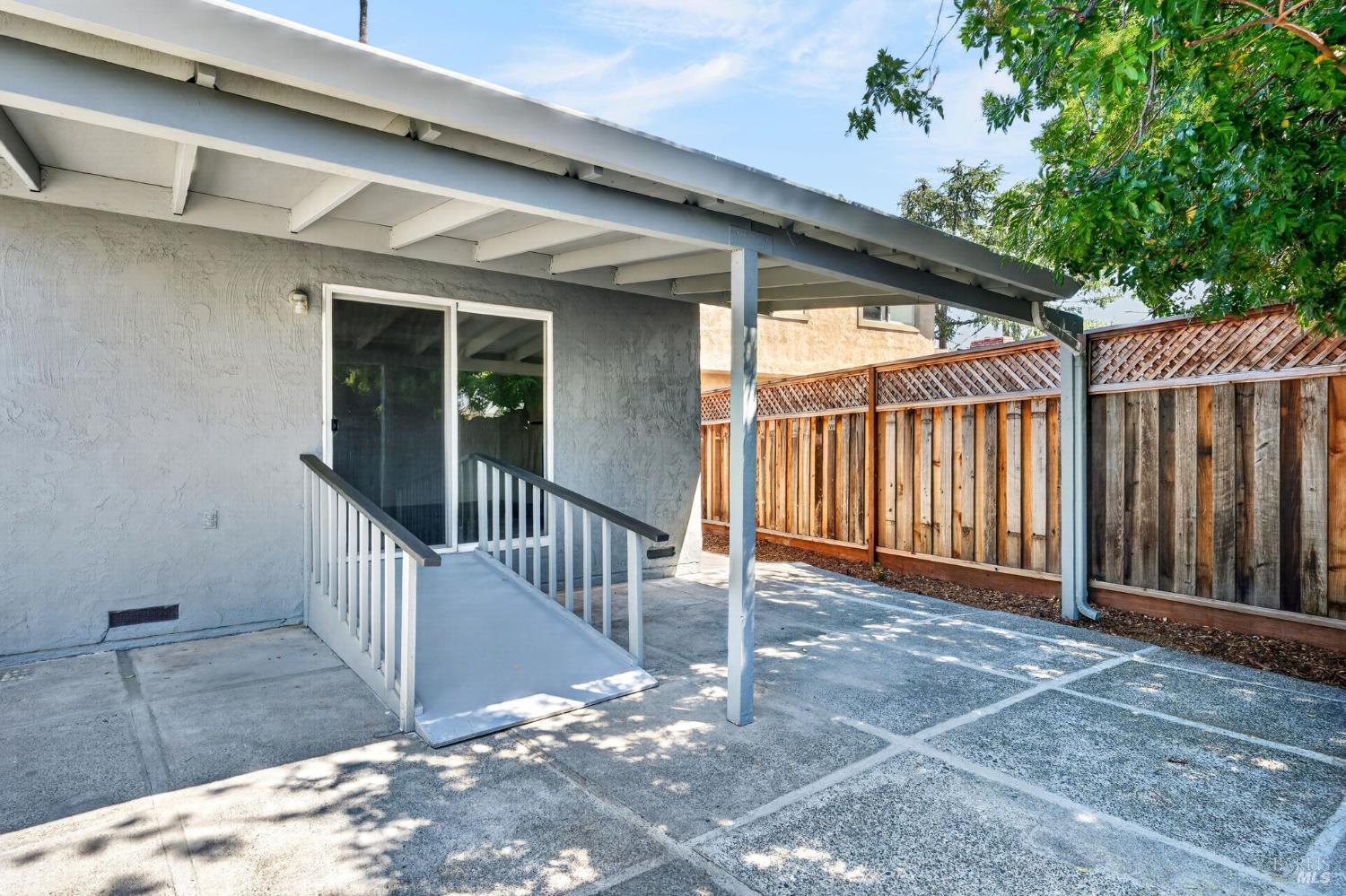 922 Cottonwood Court Petaluma CA 94954