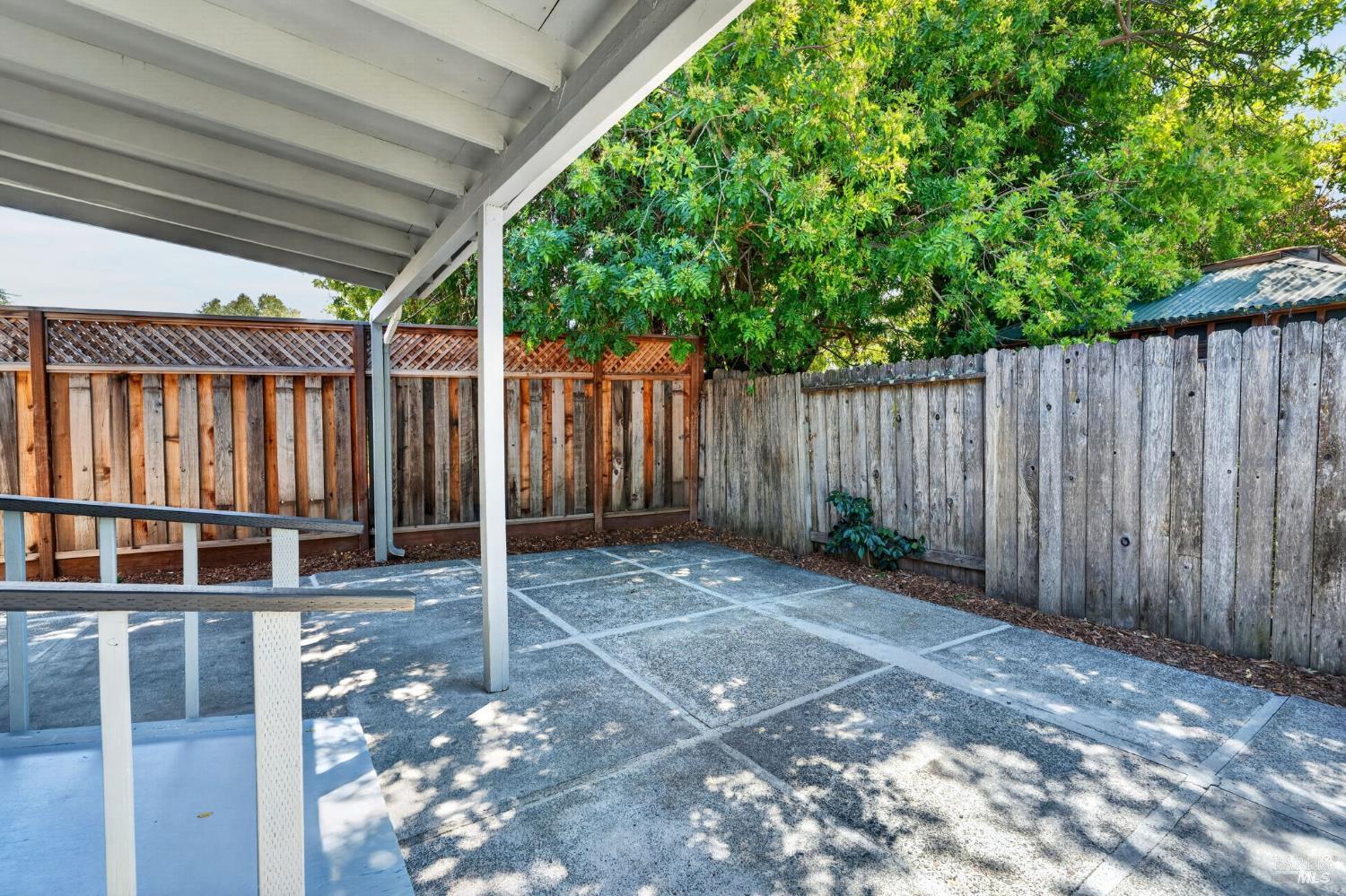 922 Cottonwood Court Petaluma CA 94954