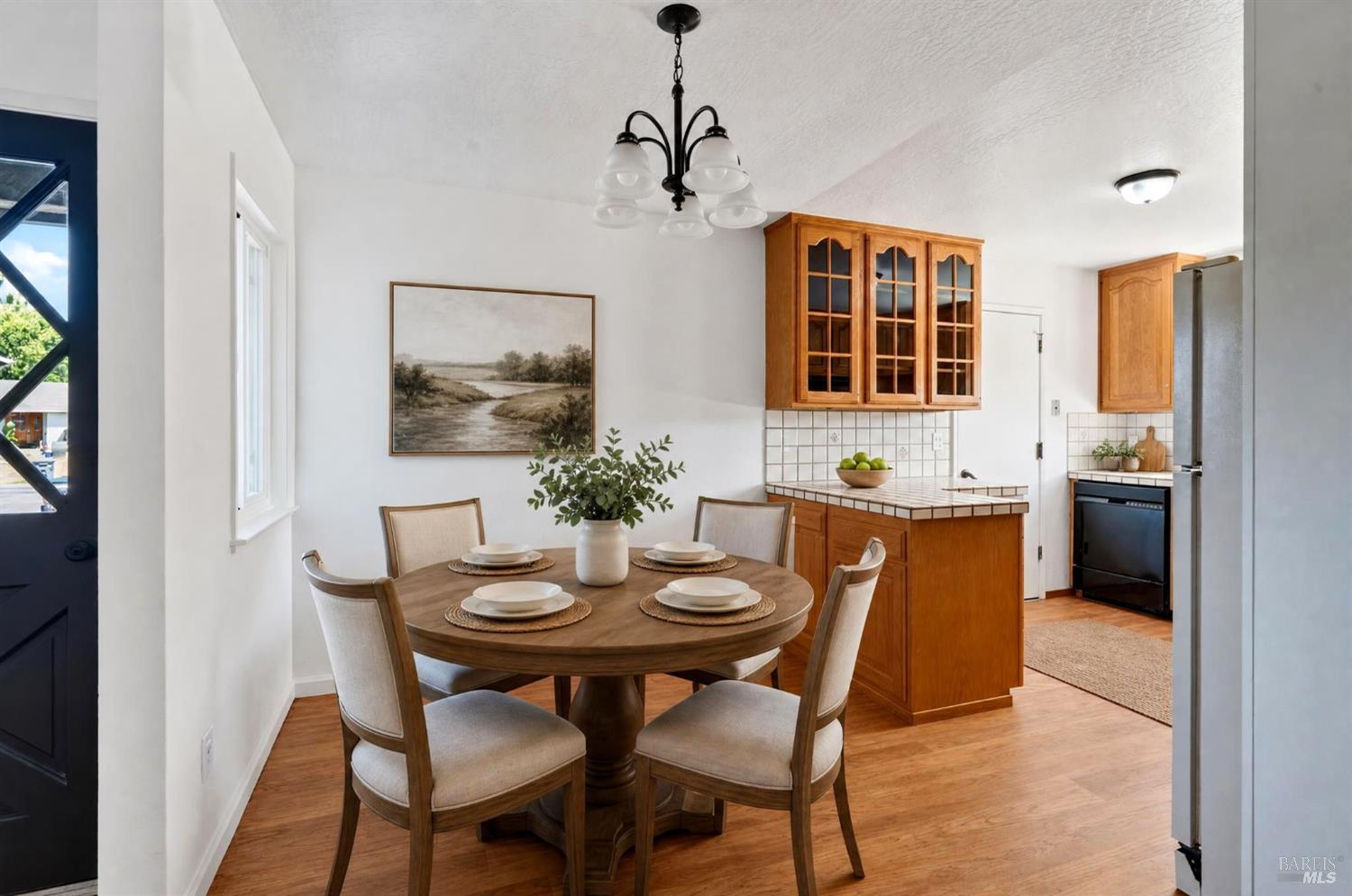 922 Cottonwood Court Petaluma CA 94954