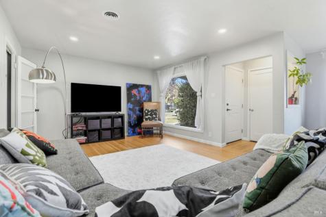 840 Wilmac Avenue Novato CA 94947