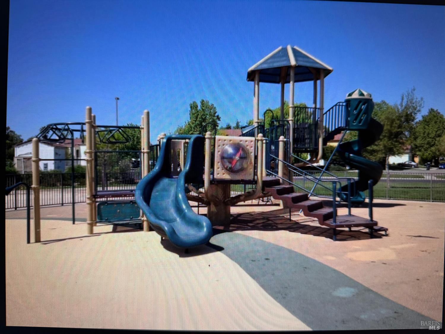 505 Edwards Court Suisun City CA 94585