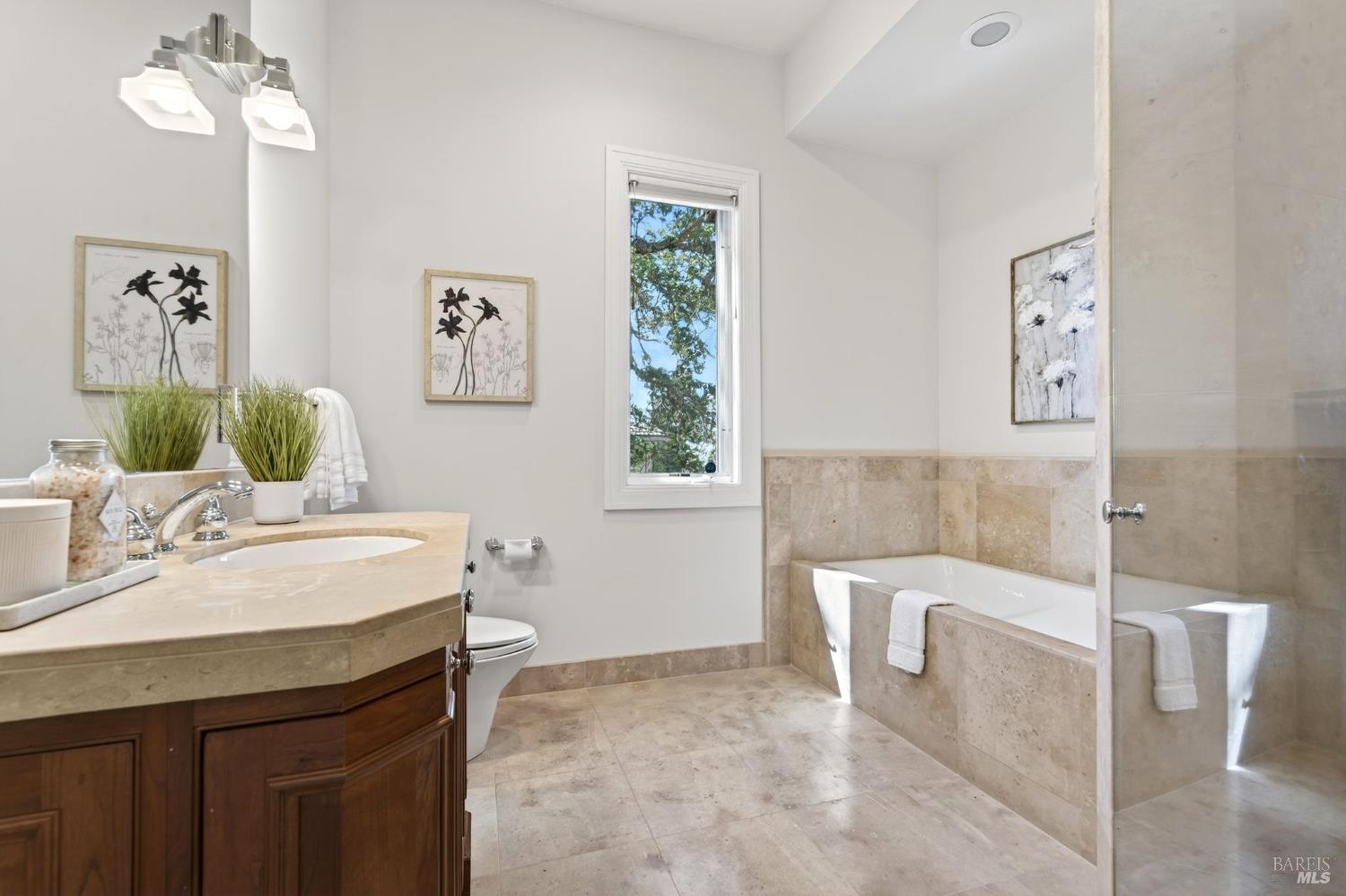 418 Saint Andrews Drive Napa CA 94558