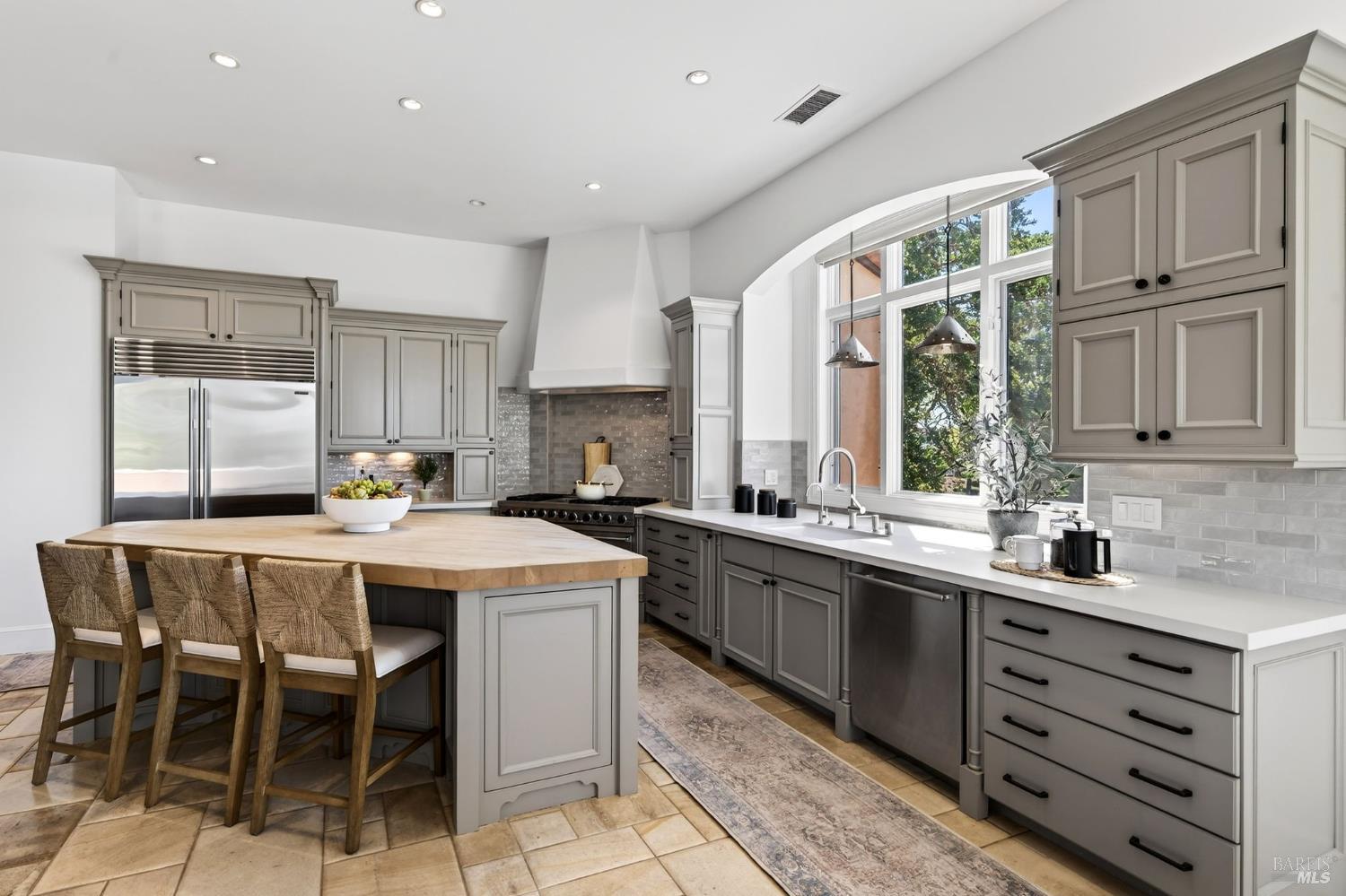 418 Saint Andrews Drive Napa CA 94558