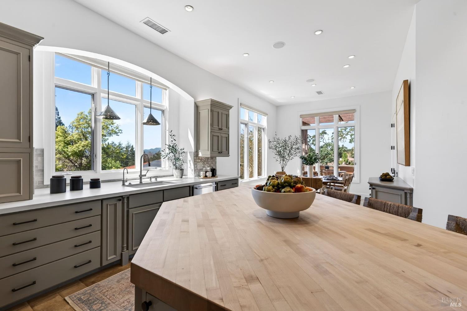 418 Saint Andrews Drive Napa CA 94558