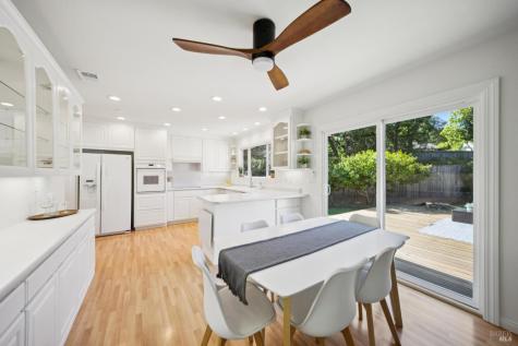 14 Angelica Court Novato CA 94947