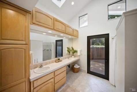 14 Angelica Court Novato CA 94947