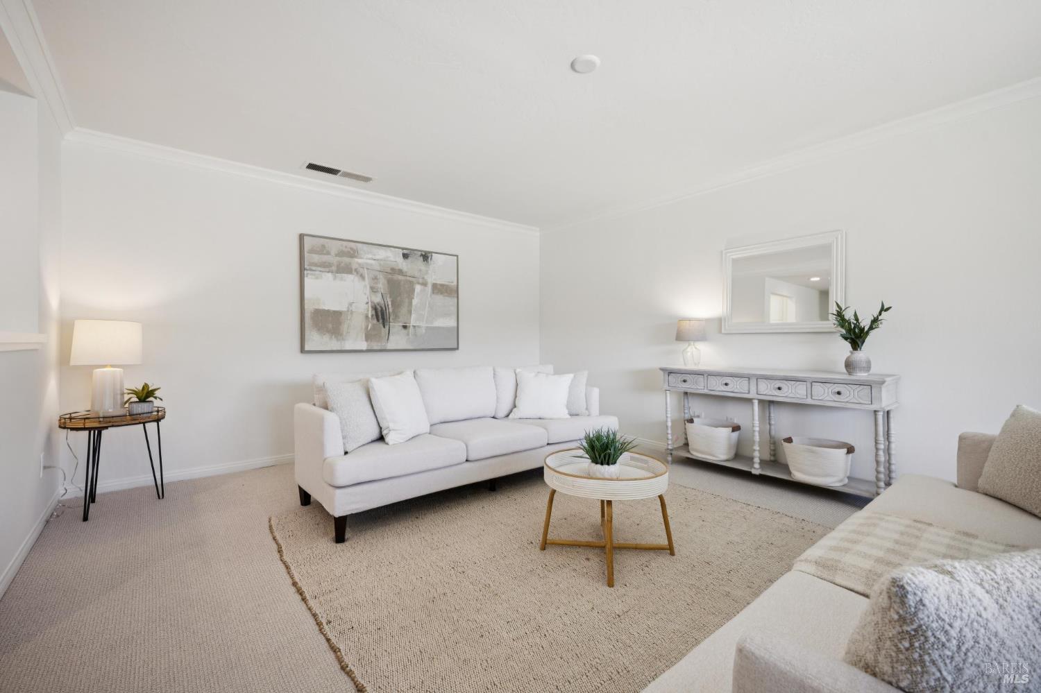 14 Angelica Court Novato CA 94947
