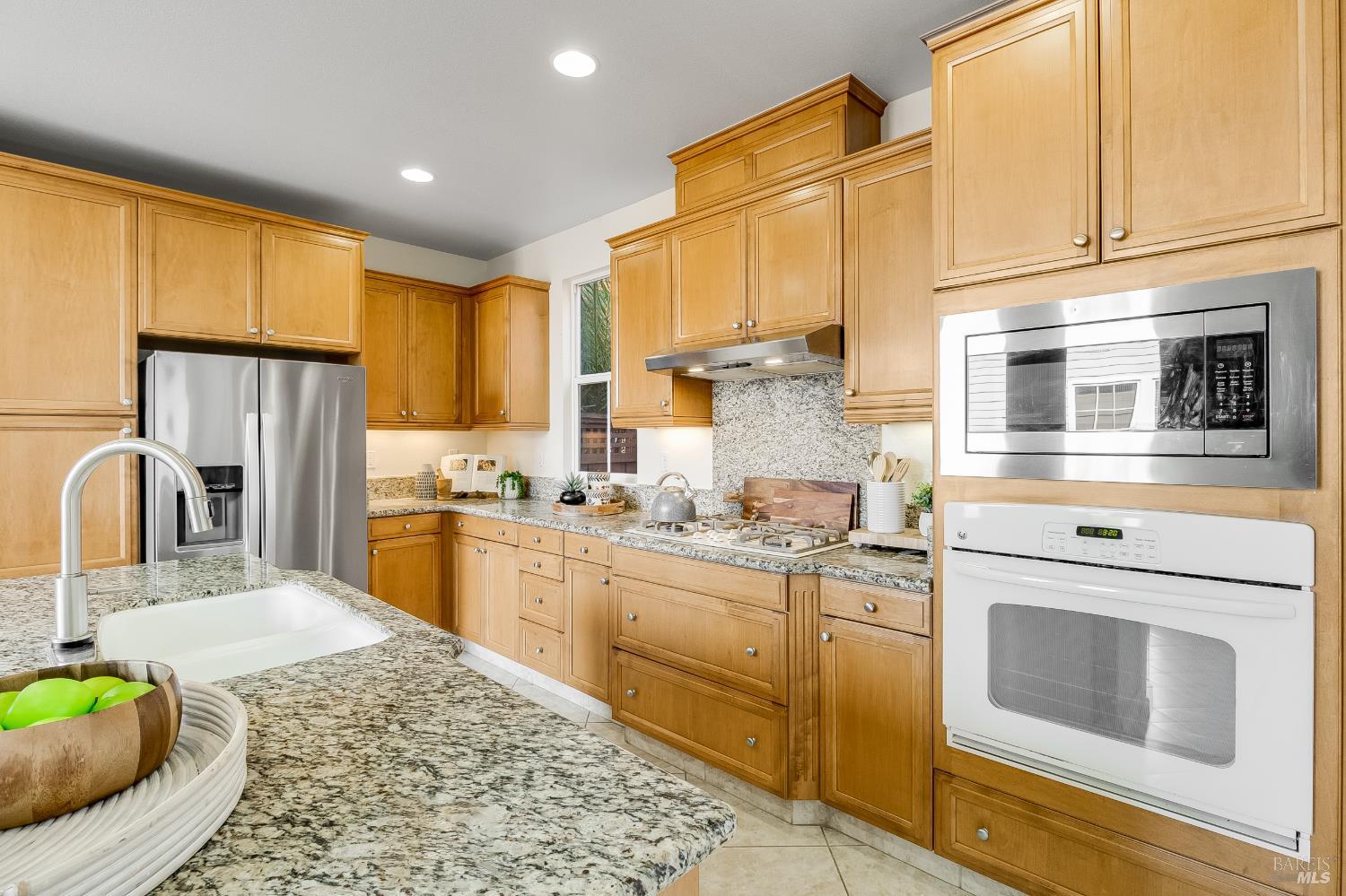 438 E Poplar Street Vallejo CA 94592