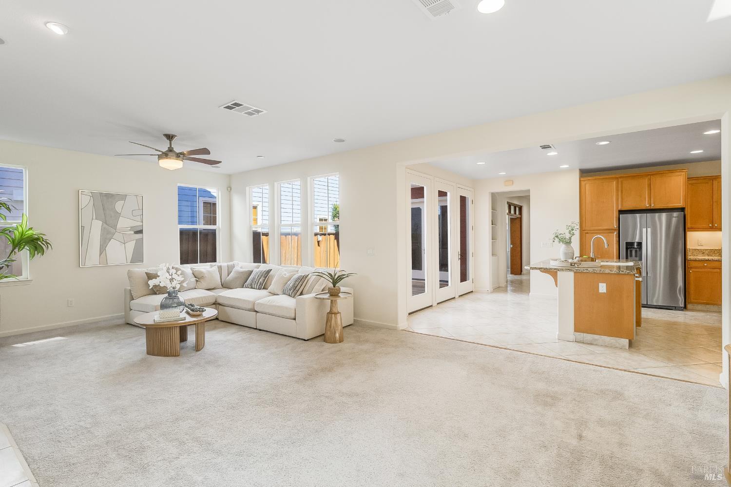 438 E Poplar Street Vallejo CA 94592