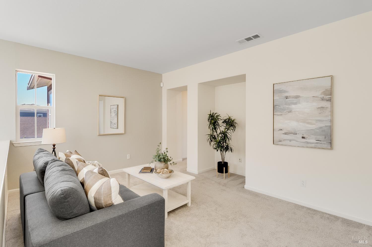 438 E Poplar Street Vallejo CA 94592