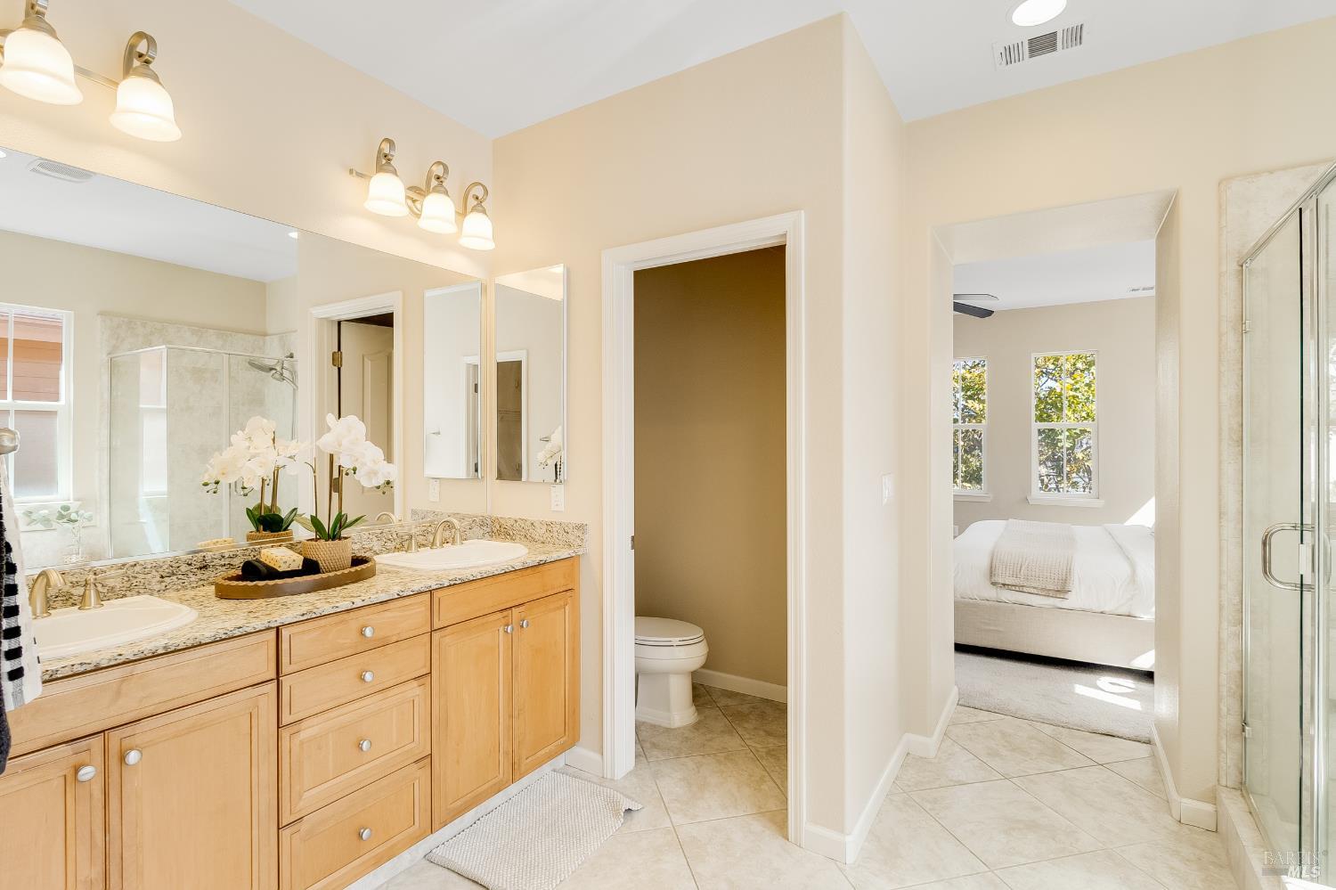 438 E Poplar Street Vallejo CA 94592