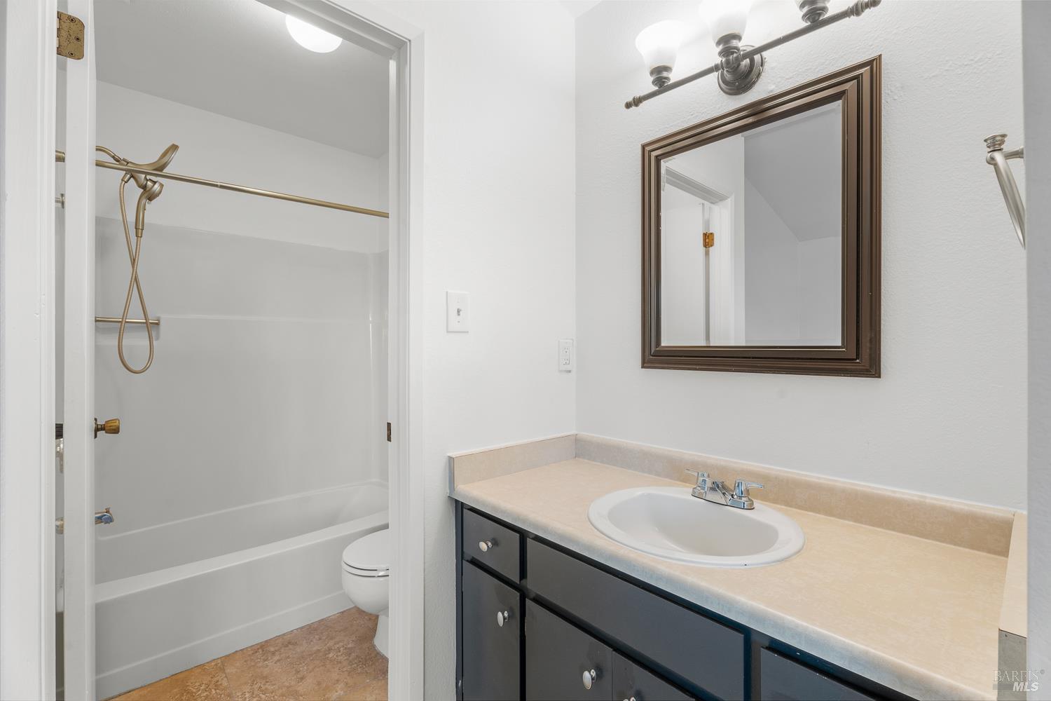 536 Capps Lane Ukiah CA 95482